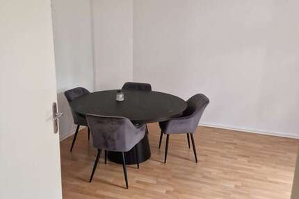 Wohnung Sachsenhausen Sachsenhausen - 4 Zimmer, 81 m&sup2;, 1.150&euro; | Angebot:27163101