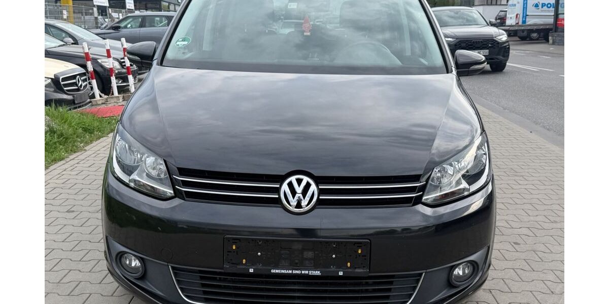 VW Touran 134.127 km 10.199 &euro; Dietzenbach 63128