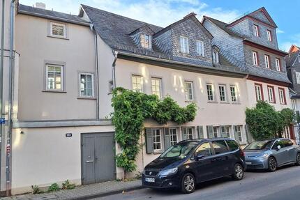 Historisches Fachwerkhaus in Altstadt von Frankfurt-Höchst 7 zimmer