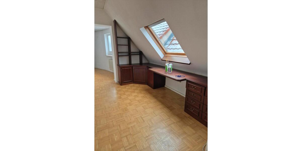 Etagenwohnung Langenselbold - 4 Zimmer, 140 m&sup2;, 1.260&euro; | Angebot:25323850