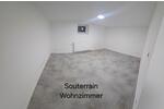 2½ Zimmer Souterrainwohnung Frisch kernsaniert Parkplatz Garten 2.5 zimmer