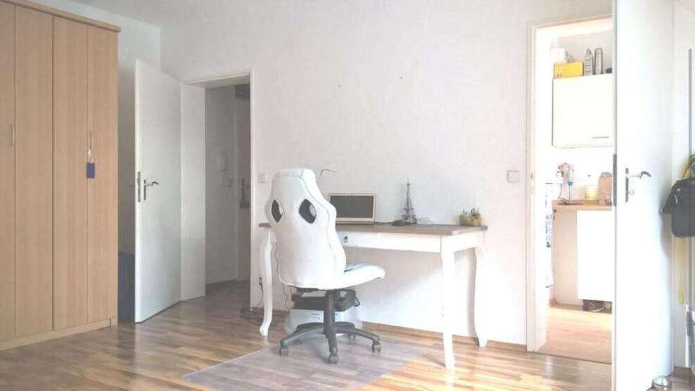Wohnung zum Kaufen in Frankfurt am Main 195.000 € 27 m²