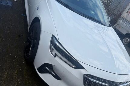 Opel Insignia 113.000 km 13.700 &euro; Frankfurt am Main 60437