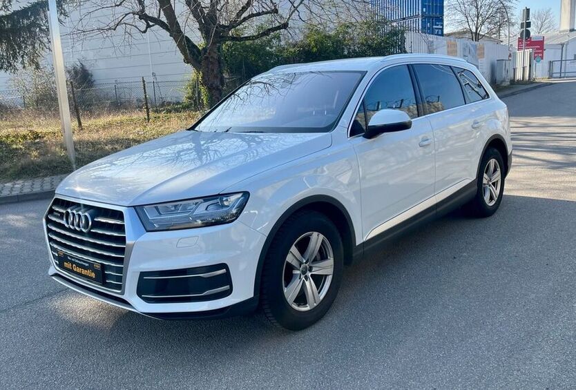 Q7