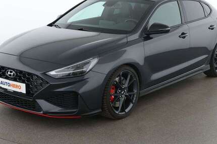 Hyundai i30 52.206 km 27.080 &euro; Frankfurt am Main 65936