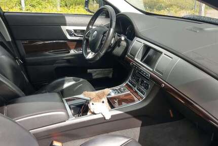 Jaguar XF 130.000 km 11.500 € Frankfurt am Main 60488