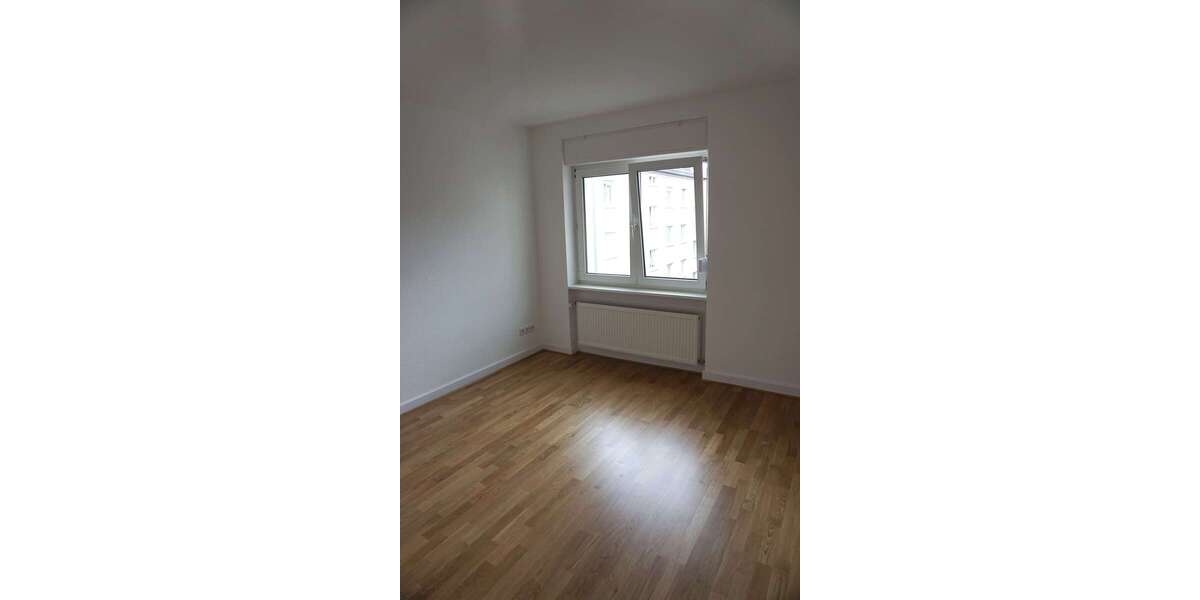 Etagenwohnung Frankfurt Bornheim - 2 Zimmer, 45 m&sup2;, 890&euro; | Angebot:26264920