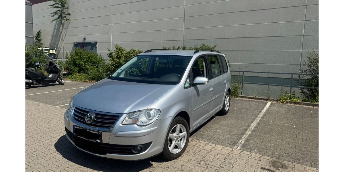 VW Touran 238.000 km 1.800 &euro; Darmstadt 64293