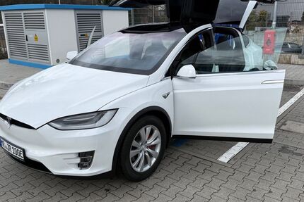 Tesla Model X 110.000 km 64.500 &euro; Flörsheim 65439