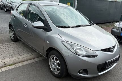 Mazda 2 203.200 km 2.900 &euro; Hanau 63452