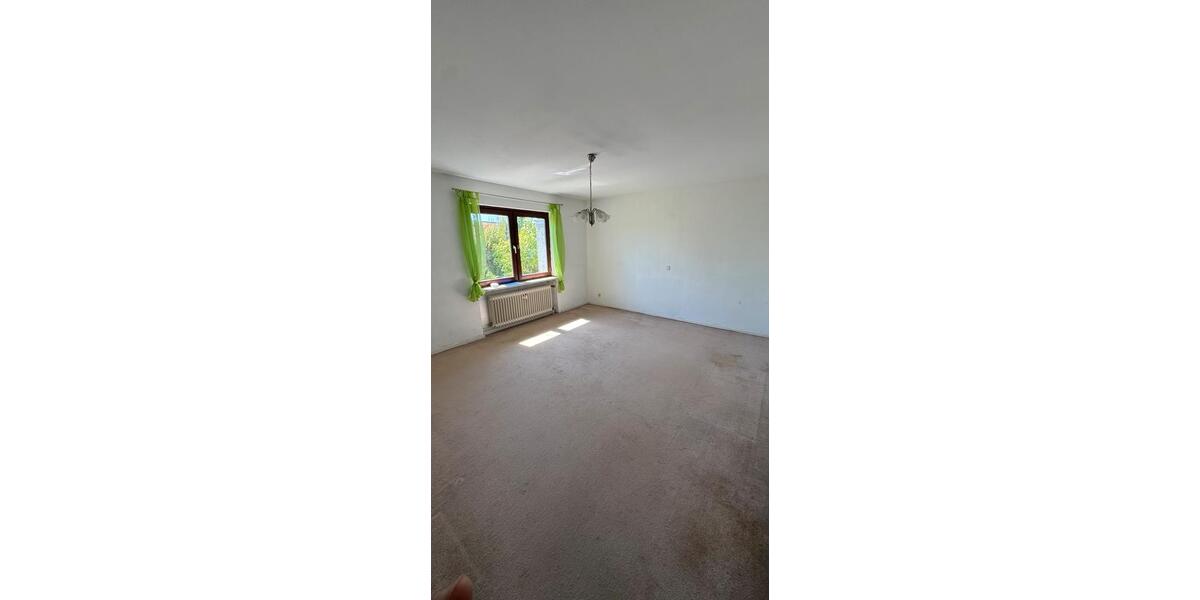 Etagenwohnung Frankfurt am Main Nord-Ost - 4 Zimmer, 107 m&sup2;, 1.400&euro; | Angebot:26356239