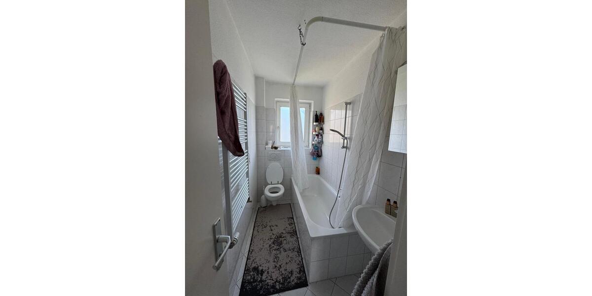 Ohne Makler-PRIVAT (leer stehend) Schöne Wohnung in Eschersheim 3 zimmer