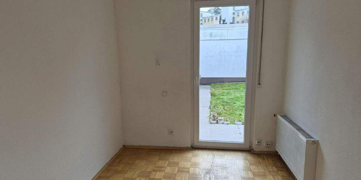 Mehrfamilienhaus, Wohnhaus Neu-Isenburg Gravenbruch - 4 Zimmer, 125 m&sup2;, 2.200&euro; | Angebot:25661015
