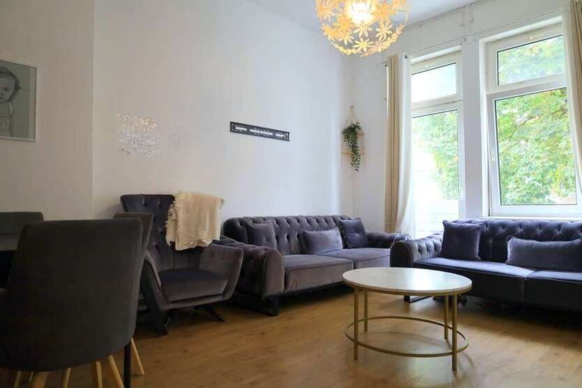 Wohnung zum Kaufen in Wiesbaden 299.990 € 80 m²