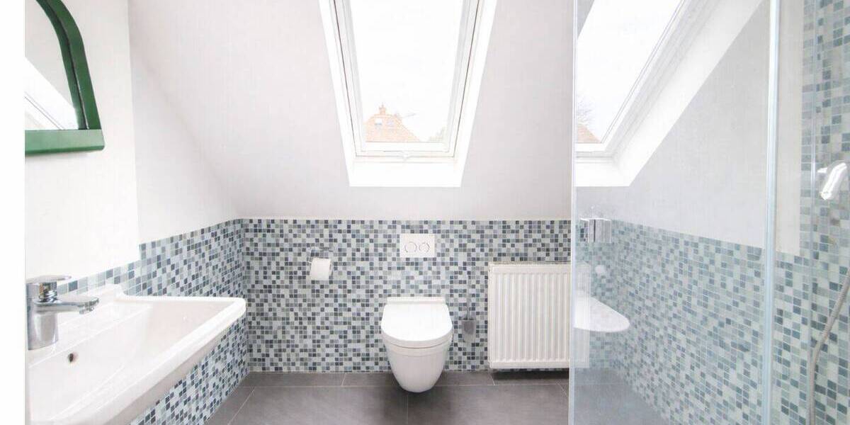 Einfamilienhaus Frankfurt am Main Praunheim - 8 Zimmer, 256 m&sup2;, 1.250.000&euro; | Angebot:26187656