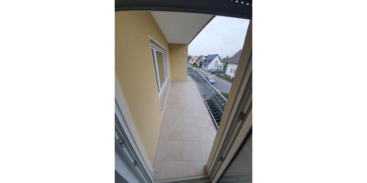 Etagenwohnung Flörsheim am Main - 3 Zimmer, 81 m&sup2;, 900&euro; | Angebot:26388737