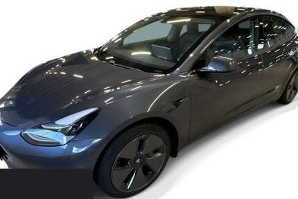 Tesla Model 3 76.988 km 26.100 &euro; Hanau 63457