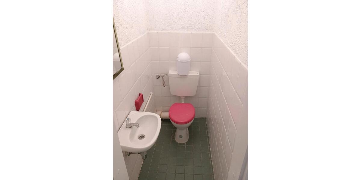 Etagenwohnung Frankfurt am Main Nied - 1 Zimmer, 79 m&sup2;, 245.000&euro; | Angebot:25319496