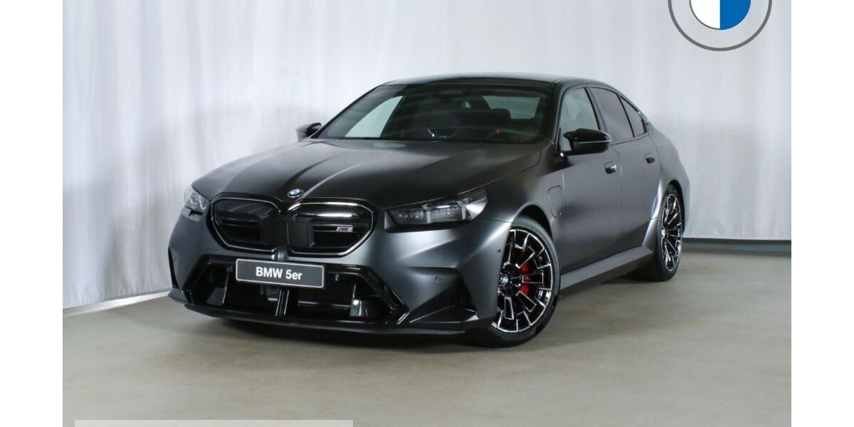 BMW M5 1.800 km 142.280 &euro; Maintal 63477