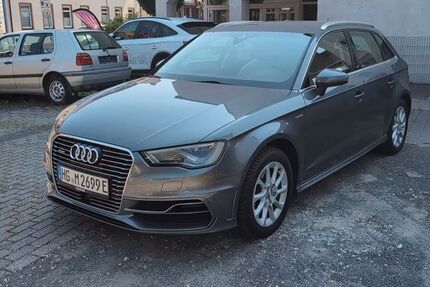 Audi A3 72.000 km 19.700 &euro; Friedrichsdorf 61381