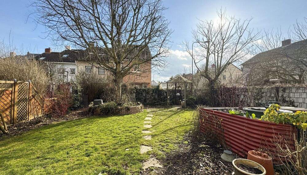 Reihenendhaus Frankfurt am Main Nieder-Erlenbach - 5 Zimmer, 119 m&sup2;, 450.000&euro; | Angebot:25815008