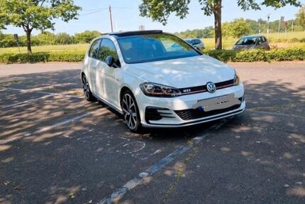 VW Golf 89.000 km 19.000 &euro; Hanau 63457