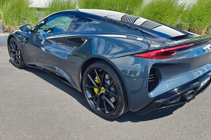Lotus Emira 29.480 km 79.900 &euro; Mühlheim am Main 63065