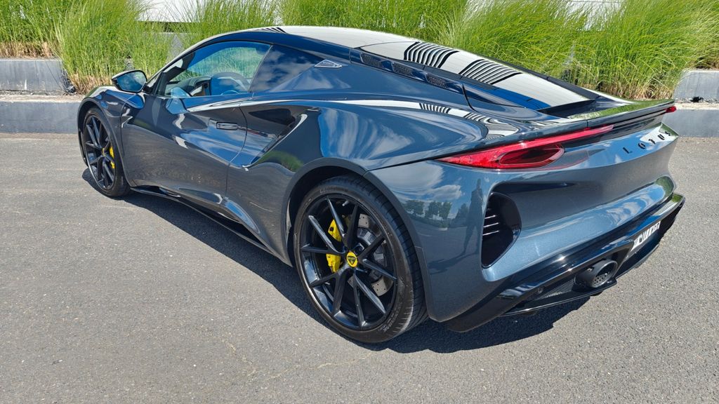 Lotus Emira 29.480 km 79.900 &euro; Mühlheim am Main 63065