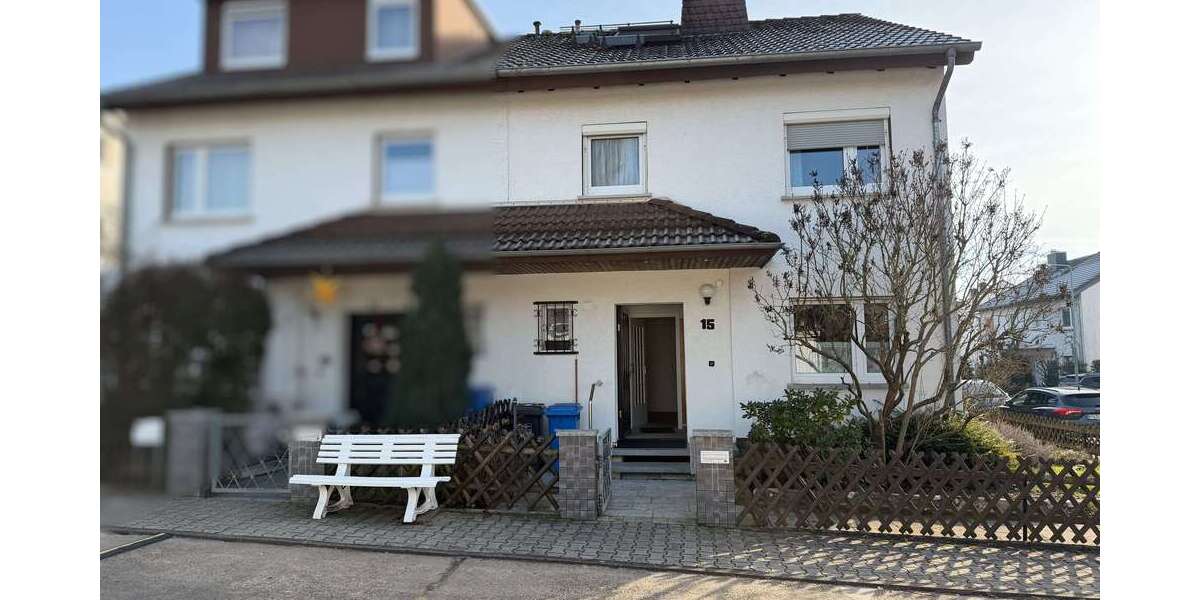 Haus zum Kaufen in Eschborn 595.000 € 115 m² 4 zimmer