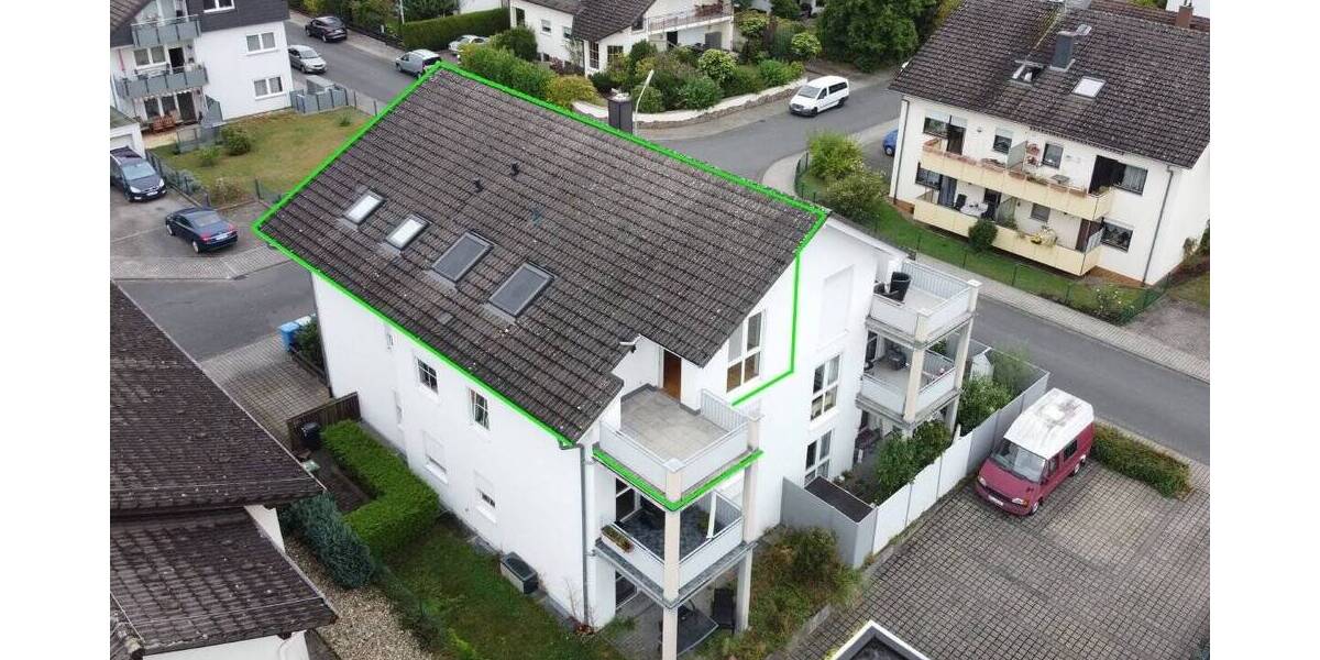 DIETZ: Feine 2-Zimmer-Dachgeschosswohnung mit großem SÜD-WEST Balkon und Einbauküche! 2 zimmer