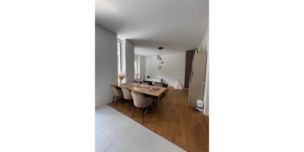 Erdgeschoßwohnung Frankfurt am Main Rödelheim - 3 Zimmer, 80 m&sup2;, 1.945&euro; | Angebot:26537411