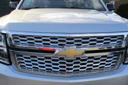 Chevrolet Suburban 181.500 km 29.990 &euro; Mörfelden Walldorf 64546