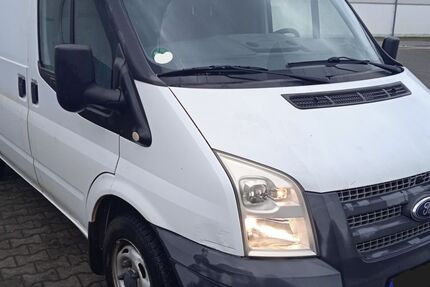 Ford Transit 101.000 km 6.500 &euro; Frankfurt am Main 65936