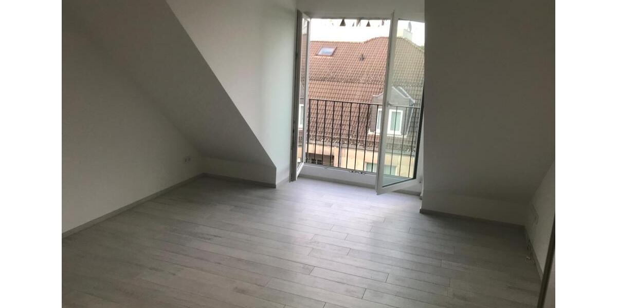 Maisonettenwohnung Frankfurt am Main Unterliederbach - 3 Zimmer, 82 m&sup2;, 1.350&euro; | Angebot:25420660
