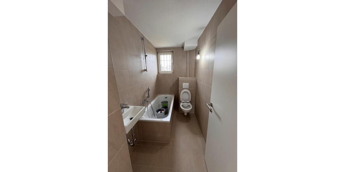 Mehrfamilienhaus, Wohnhaus Oberursel (Taunus) - 7 Zimmer, 156 m&sup2;, 2.500&euro; | Angebot:25329092