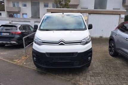 Citroen Jumpy 82.433 km 12.900 &euro; FRIEDRICHSDORF 61381