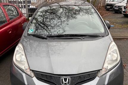 Honda Jazz 64.400 km 8.900 &euro; Frankfurt 60326