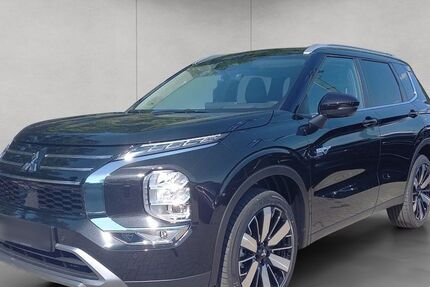 Mitsubishi Plug-in Hybrid Outlander 6.900 km 48.900 &euro; Frankfurt 60386