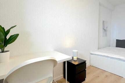 Neuerstbezug! 5er-WG mit modernen Zimmern nähe Flughafen – Südring 3c, Hattersheim am Main 1 zimmer