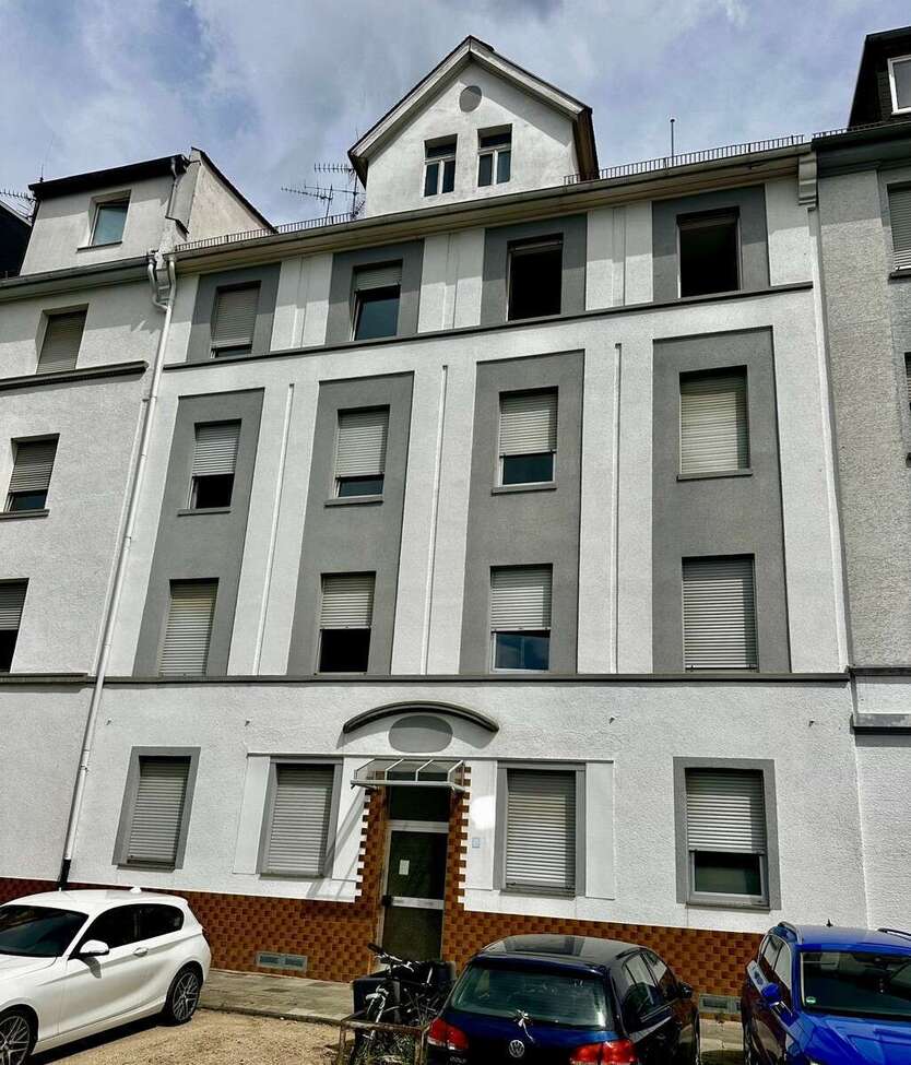 Haus zum Kaufen in Darmstadt 1.200.000 € 403 m² 20 zimmer