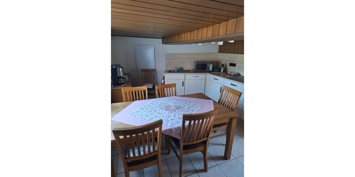 Etagenwohnung Schmitten im Taunus - 3 Zimmer, 75 m&sup2;, 550&euro; | Angebot:25711722