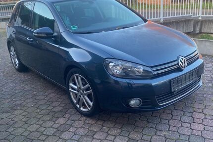 VW Golf 243.000 km 4.100 &euro; Bruchköbel 63486