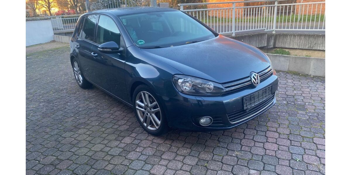 VW Golf 243.000 km 4.100 &euro; Bruchköbel 63486