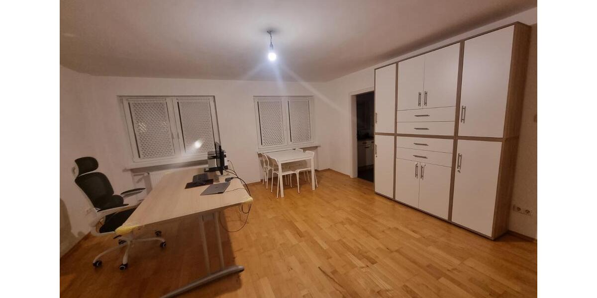 Etagenwohnung Frankfurt am Main Ginnheim - 1 Zimmer, 35 m&sup2;, 180.000&euro; | Angebot:27016009