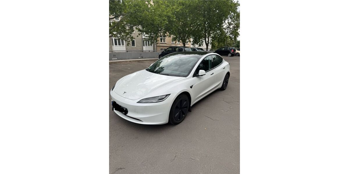 Tesla Model 3 25.000 km 38.000 &euro; Offenbach am Main 63065