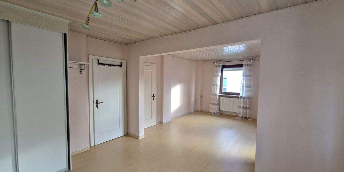 Doppelhaushälfte Frankfurt am Main Nieder-Erlenbach - 4 Zimmer, 114 m&sup2;, 490.000&euro; | Angebot:24973643