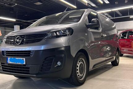 Opel Vivaro 50.000 km 17.990 &euro; Frankfurt am Main 60529