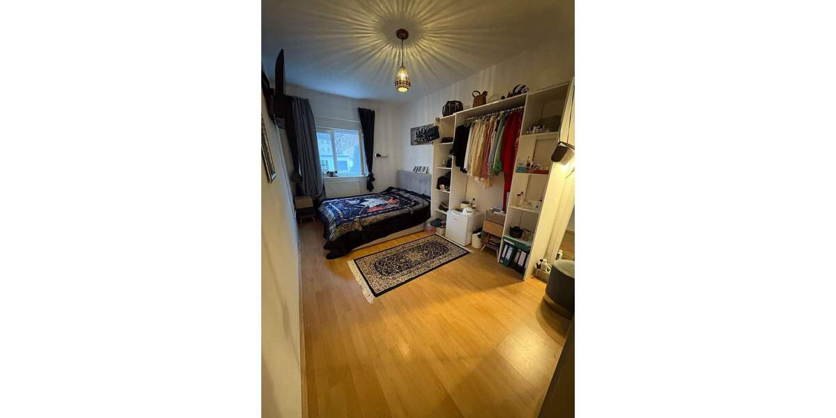 Attraktives Reihenmittelhaus in ruhiger Lage von Frankfurt-Bockenheim 7 zimmer