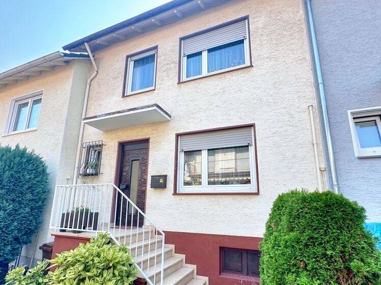 Reihenmittelhaus Kronberg im Taunus Oberhöchstadt - 5 Zimmer, 107 m&sup2;, 490.000&euro; | Angebot:23597172