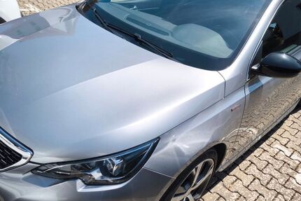 Peugeot 308 87.000 km 12.100 &euro; Bad Nauheim 61231